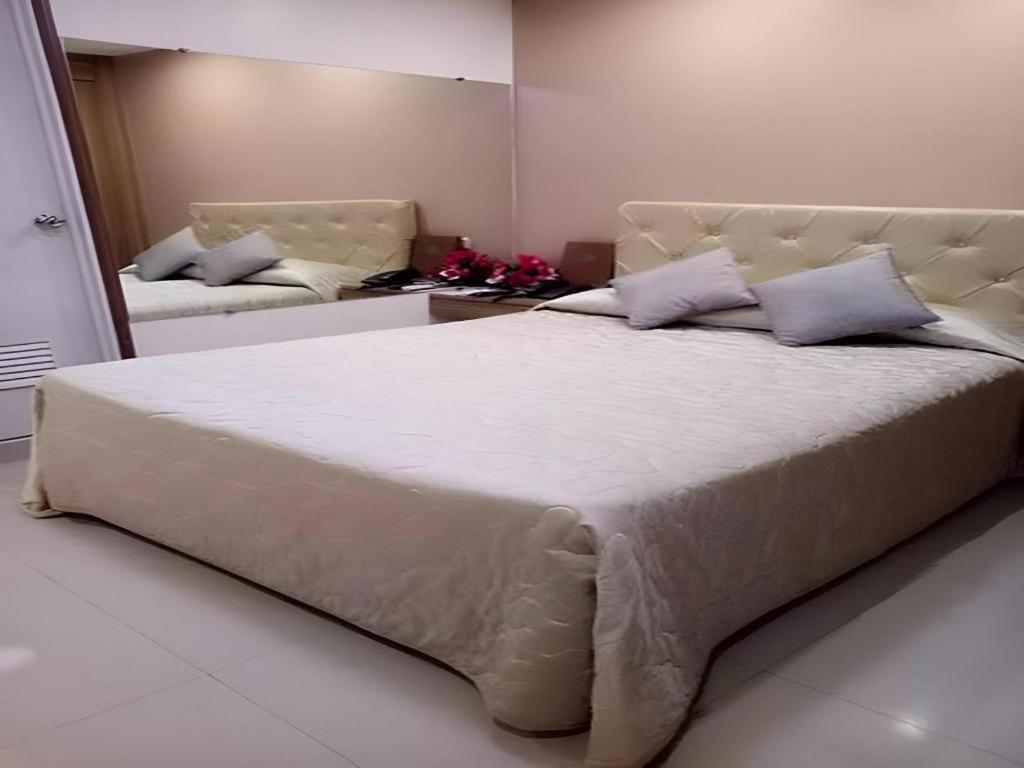 Score Birds Hotel Angeles Zewnętrze zdjęcie