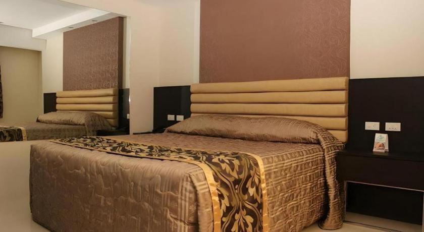 Score Birds Hotel Angeles Zewnętrze zdjęcie
